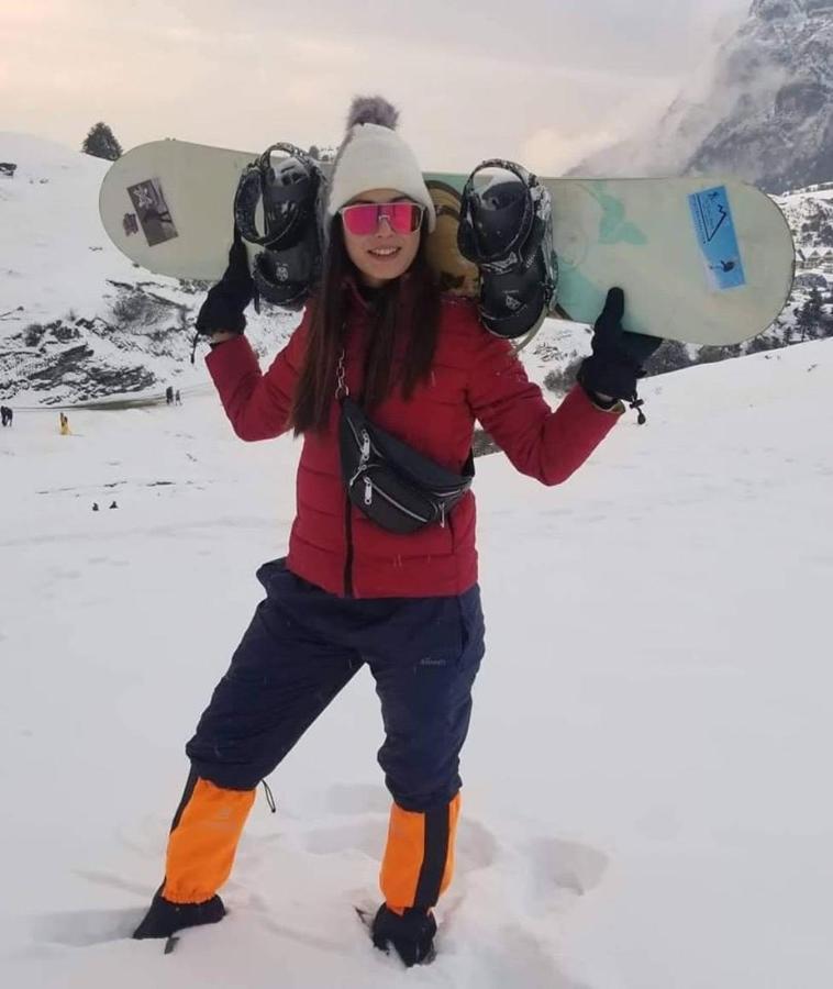 Zobhana Hotel Kalinchowk Charikot Экстерьер фото
